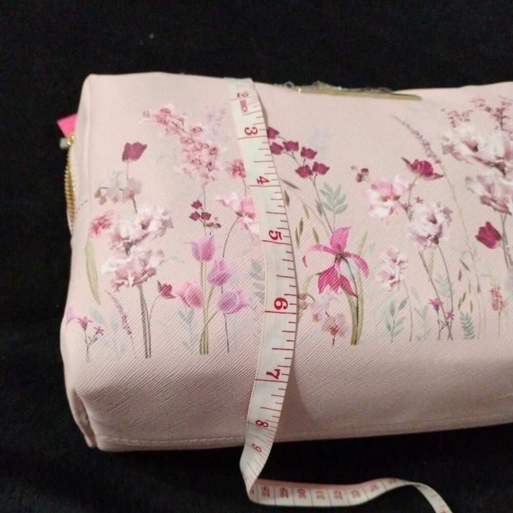 Vince Camuto Pink Floral Women's Cosmetic Pouch Bag NWT - Picture 7 of 9